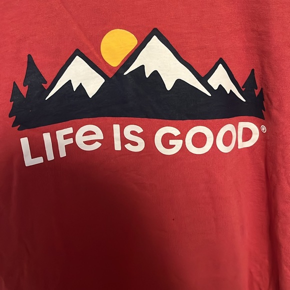 Women’s All Cotton Life is Good Red Mountain T-Shirt Size Medium - Picture 5 of 8